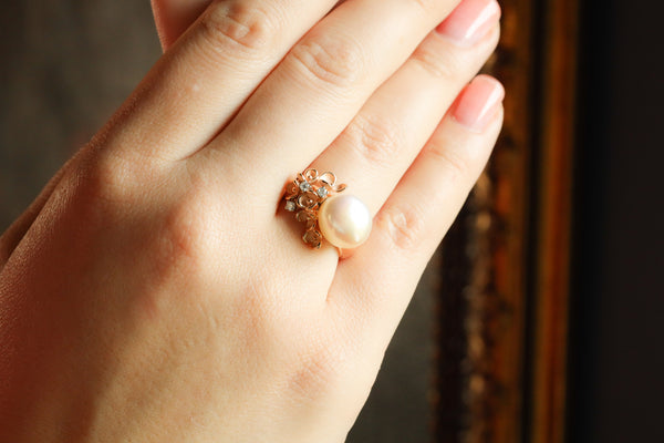 18k Fresh Water Pearl Flower Ring, Signed Jewelry by Annamaria Cammilli, Blossom Baroque
