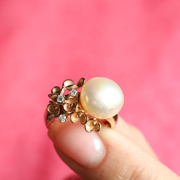 18k Fresh Water Pearl Flower Ring, Signed Jewelry by Annamaria Cammilli, Blossom Baroque