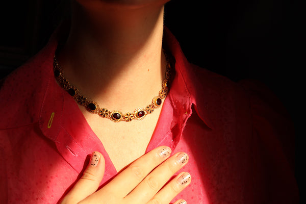 Antique Dutch Garnet Necklace in Solid 14k Gold