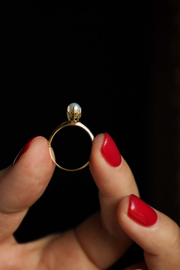 Antique Edwardian Claw Mount Pearl Solitaire Ring in Solid 14k Gold