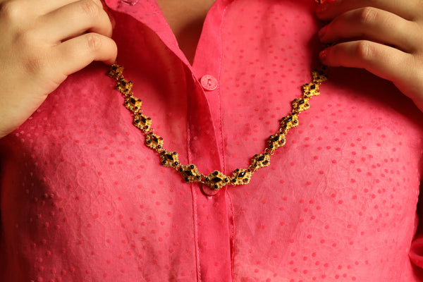 Antique Dutch Garnet Necklace in Solid 14k Gold