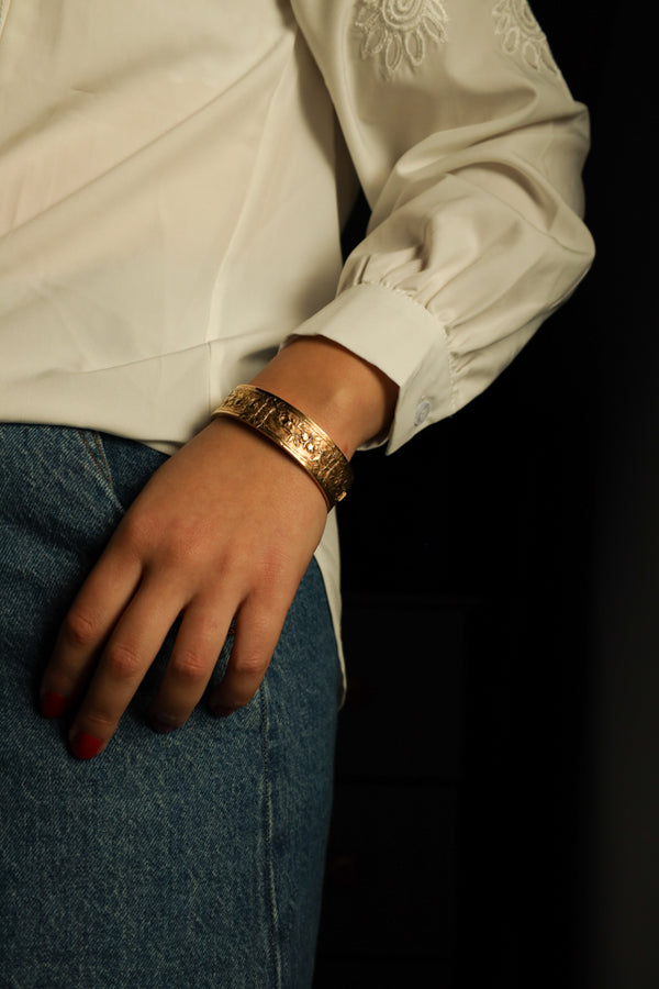 Art Nouveau Cuff Bracelet 18k Gold with Floral Ornament, HEAVY 45G