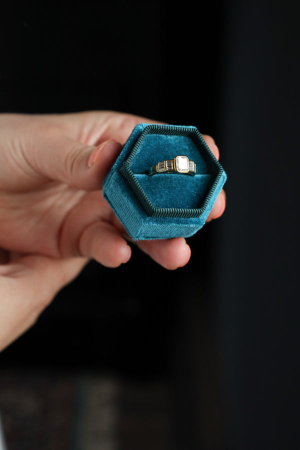 1.6 CT Asscher Cut Engagement Ring in 18K Gold