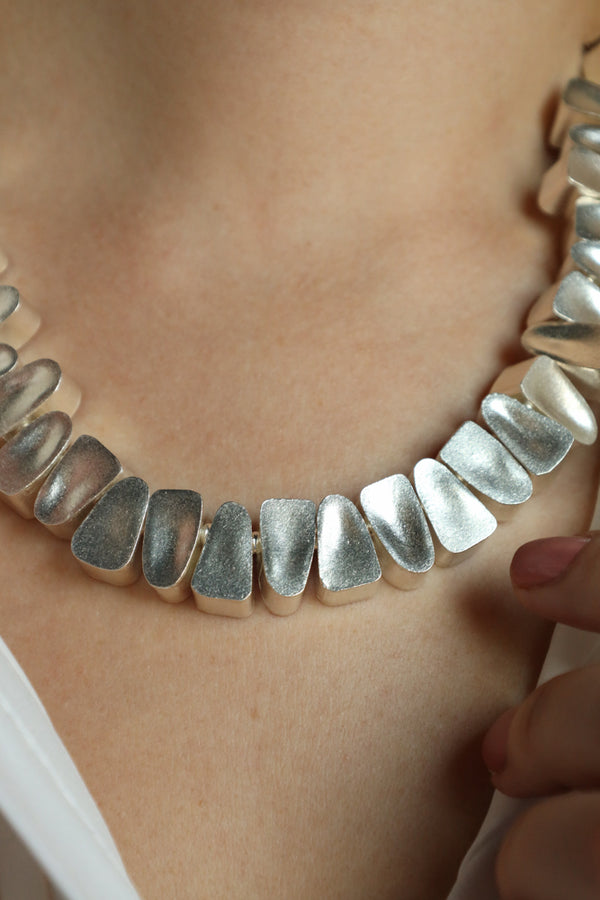 Brutalist Tooth Chain Necklace - Modern Silver