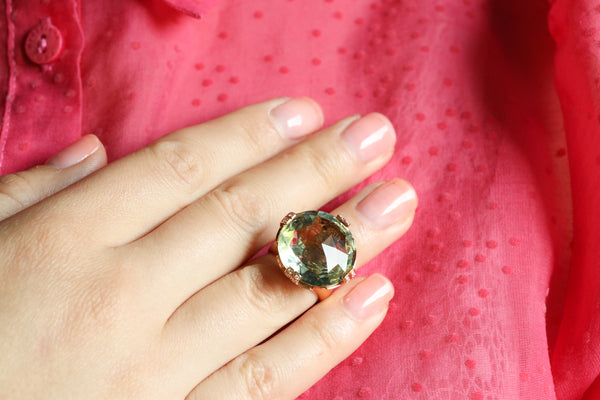 Cocktail Green Beryl Ring by Bulgari Parentesi, Signed Jewelry, Original Box and Certificate