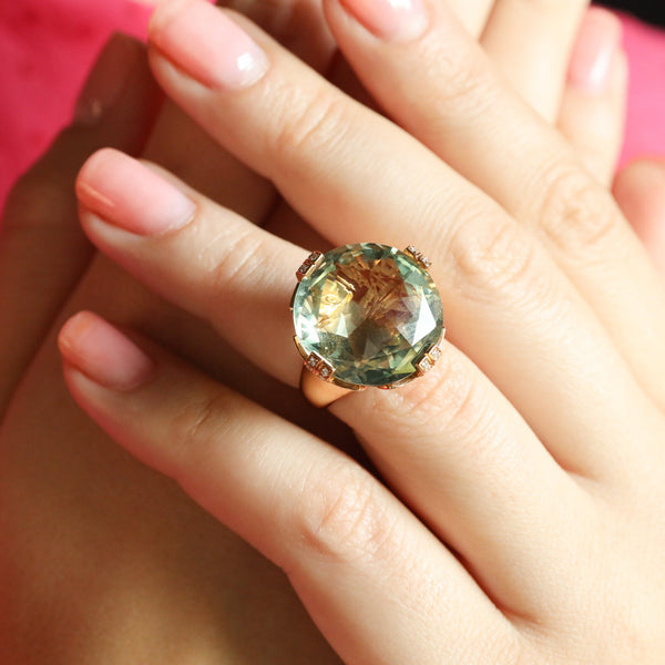Cocktail Green Beryl Ring by Bulgari Parentesi, Signed Jewelry, Original Box and Certificate