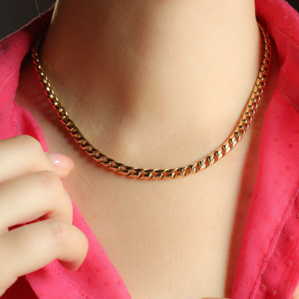 Vintage Curb Chain Necklace in Solid 18k Gold