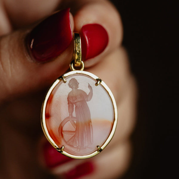 Antique 18k Gold Intaglio Pendant: Victorian Carved Agate Goddess Fortune