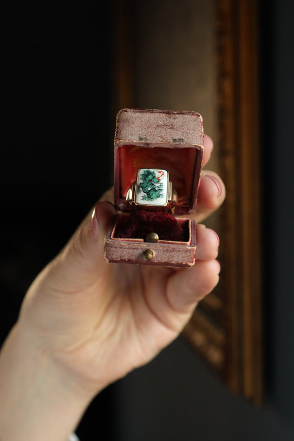 14k Gold Dragon Ring with Meissen Porcelain Green Dragon Sign