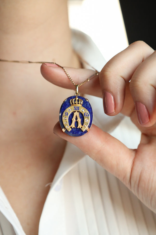 18k Gold Antique Horseshoe and Crown Charm Pendant
