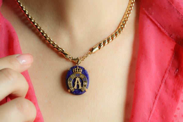 18k Gold Antique Horseshoe and Crown Charm Pendant