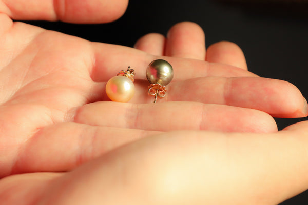 18k Gold Australian Pearl Stud Earrings, Oriental Jewelry by Maria Grazia Baldan, Italian Designer