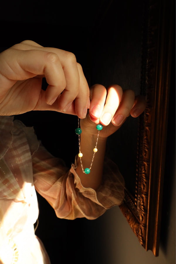18k Gold Chrysoprase Chalcedony and Pearl Bead Bracelet