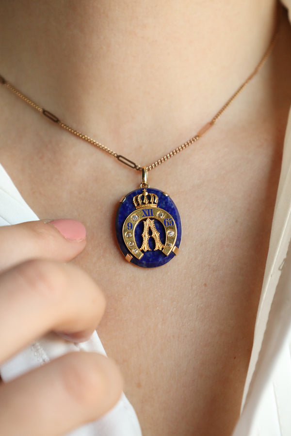 18k Gold Antique Horseshoe and Crown Charm Pendant