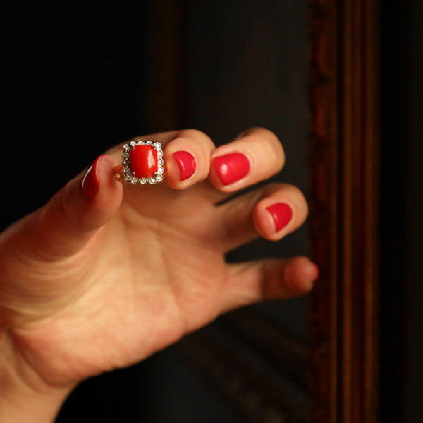 Vintage 18k Gold Ring with Sicilian Coral and Diamonds