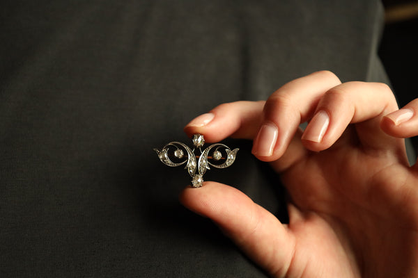 Art Nouveau Brooch with Rose Cut Diamonds