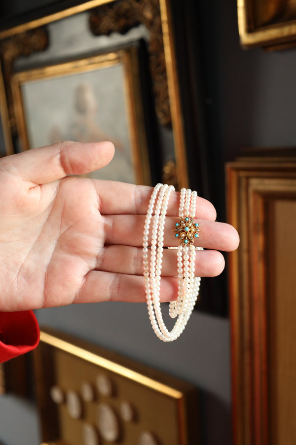 Anique Pearl Choker Necklace with Turquoise Clasp