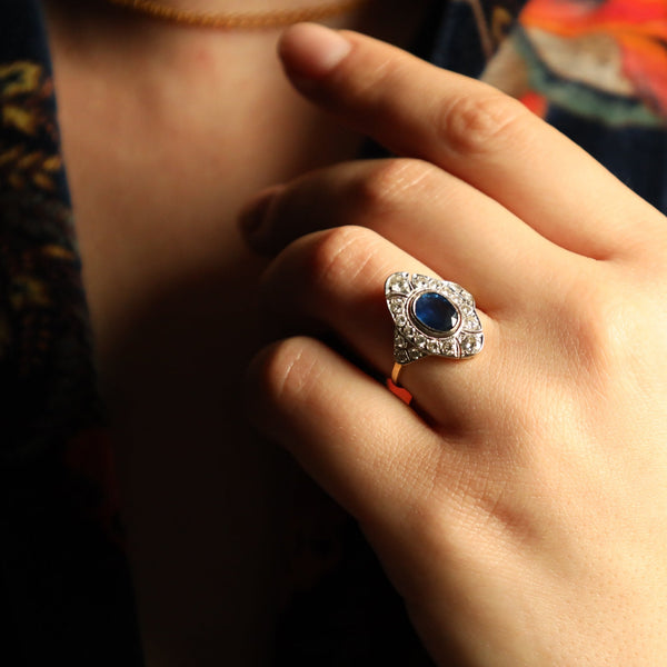 Antique Art Deco Engagement Ring with Sapphire