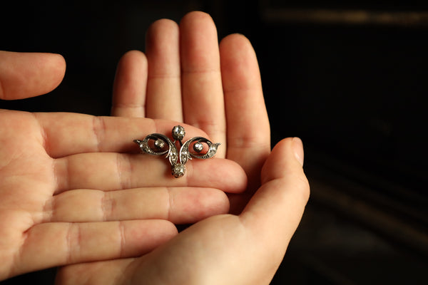 Art Nouveau Brooch with Rose Cut Diamonds