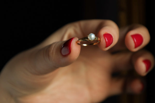 Antique Edwardian Claw Mount Pearl Solitaire Ring in Solid 14k Gold