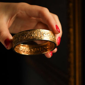 Art Nouveau Cuff Bracelet 18k Gold with Floral Ornament, HEAVY 45G