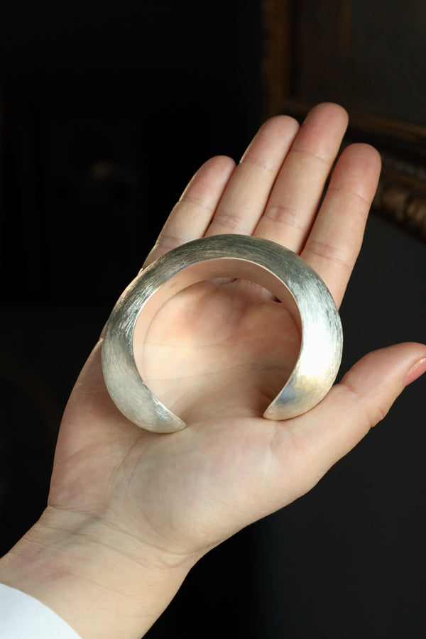 Brushed Silver Unisex Cuff Bracelet 77g - Modern Silver