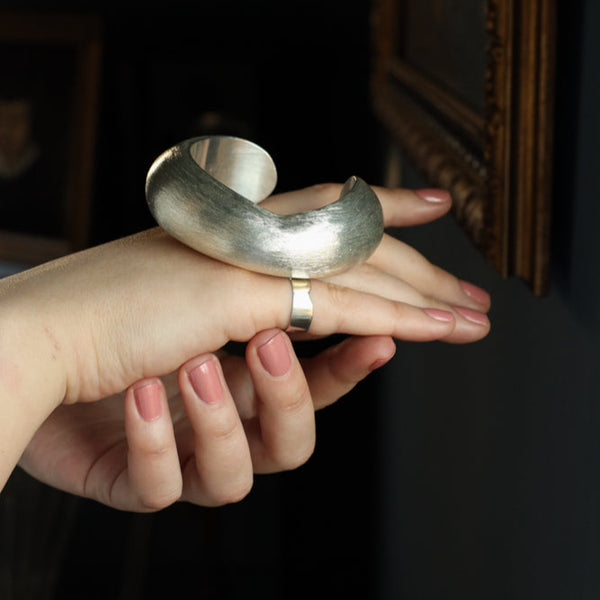 Brushed Silver Unisex Cuff Bracelet 77g - Modern Silver