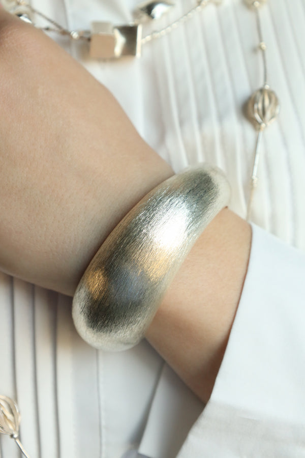 Brushed Silver Unisex Cuff Bracelet 77g - Modern Silver
