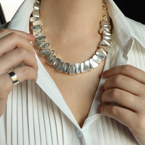 Brutalist Tooth Chain Necklace - Modern Silver