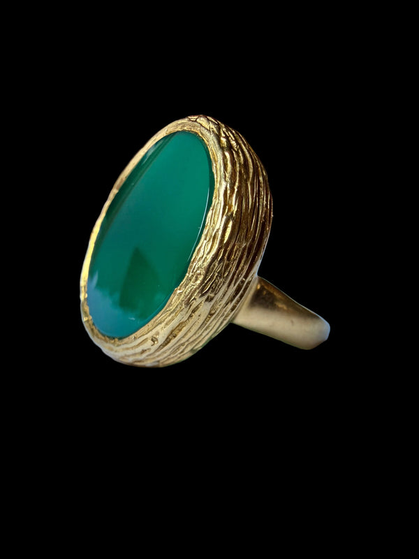 Vintage Green Chalcedony Ring: Solid 18k Gold Chrysoprase Jewelry