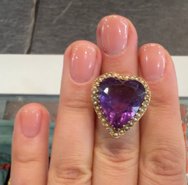 Amethyst heart ring in 14k gold