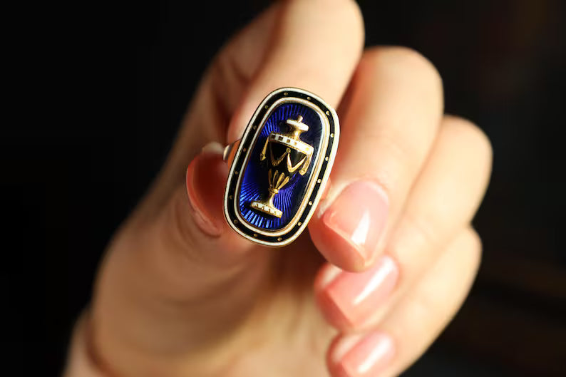 Georgian era 18th century mourning ring