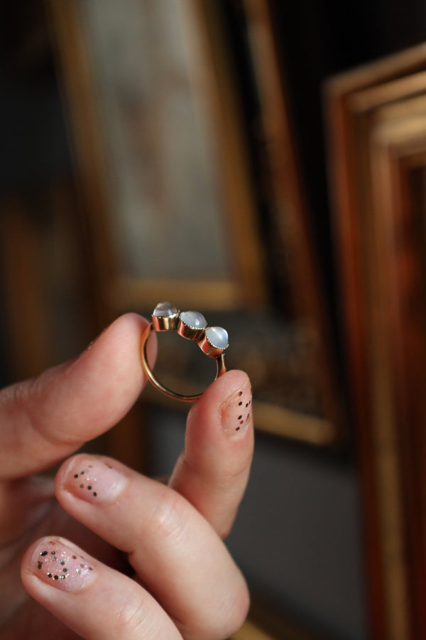 Vintage Three Stone Moonstone Ring