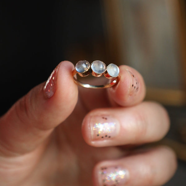 Vintage Three Stone Moonstone Ring