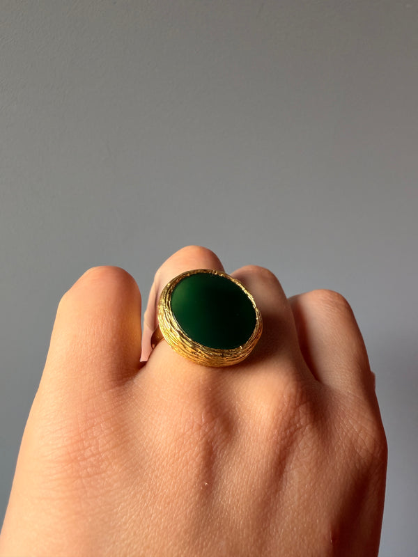 Vintage Green Chalcedony Ring: Solid 18k Gold Chrysoprase Jewelry