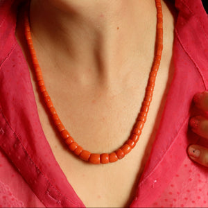 Vintage Long Natural Coral Necklace 20 Inches, Solid 14k Gold Clasp