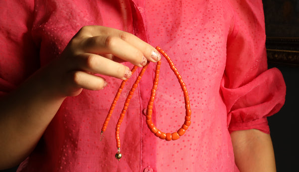 Vintage Long Natural Coral Necklace 20 Inches, Solid 14k Gold Clasp