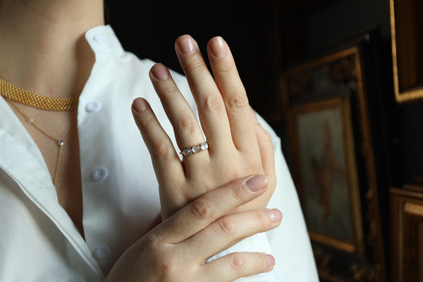 Vintage Three Stone Moonstone Ring