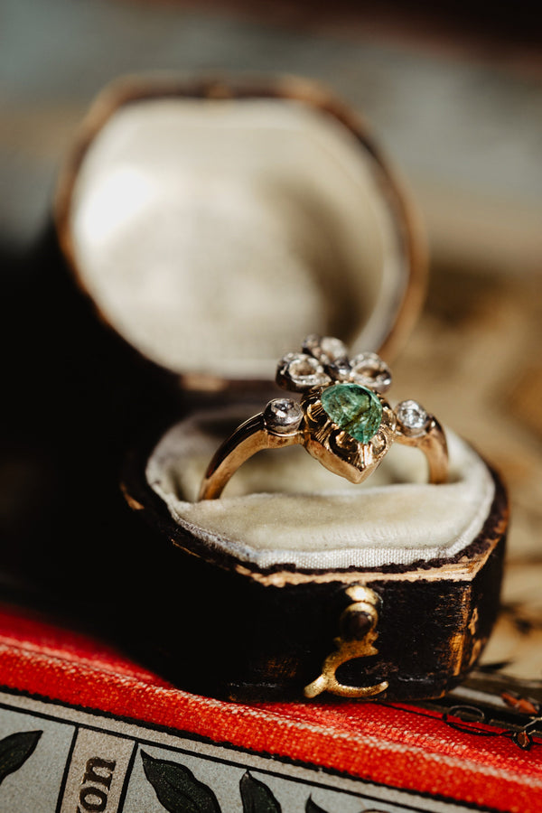 Vintage CERTIFIED Colombian Emerald Crowned Flaming Heart Engagement Ring - Pretty Different Shop