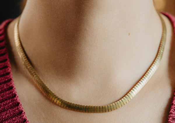 14K Brushed Gold Vintage Omega Chain Necklace - Pretty Different Shop